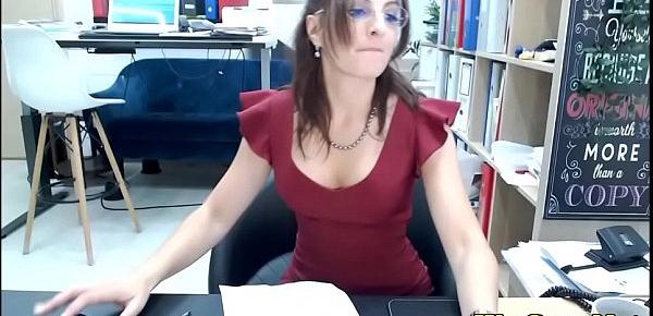  Secretary lady in public office xvideos1